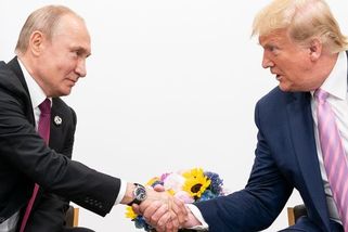 Trump tvrdí, že domluvil s Moskvou mír. Rusko mezitím zabíjelo v Kyjevě - Seznam Zprávy